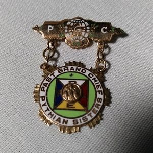 Vintage Pythian Sister Past GRAND Chief Pin/Badge